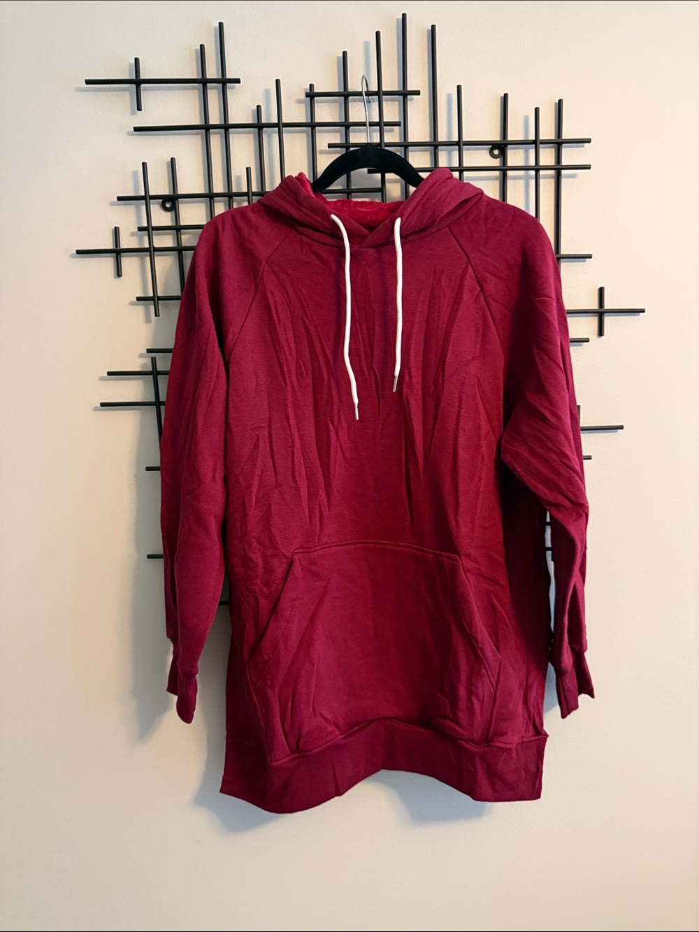 The Warmy Burgundy Pullover Hoodie with Drawstrings